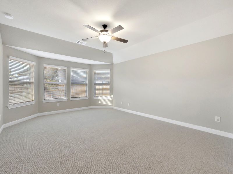 Spacious, unfurnished interior of a new home in Pine Lake Cove - Classic Series, Montgomery (Image 25).