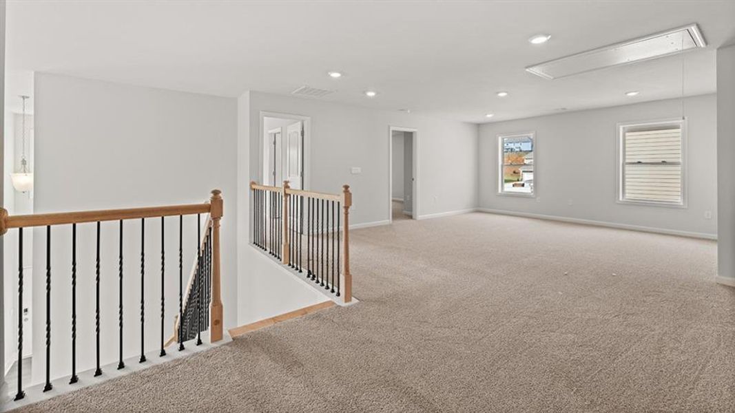 Spacious, unfurnished interior of a new home in Thalley Creek Estates, Cumming (Image 36).