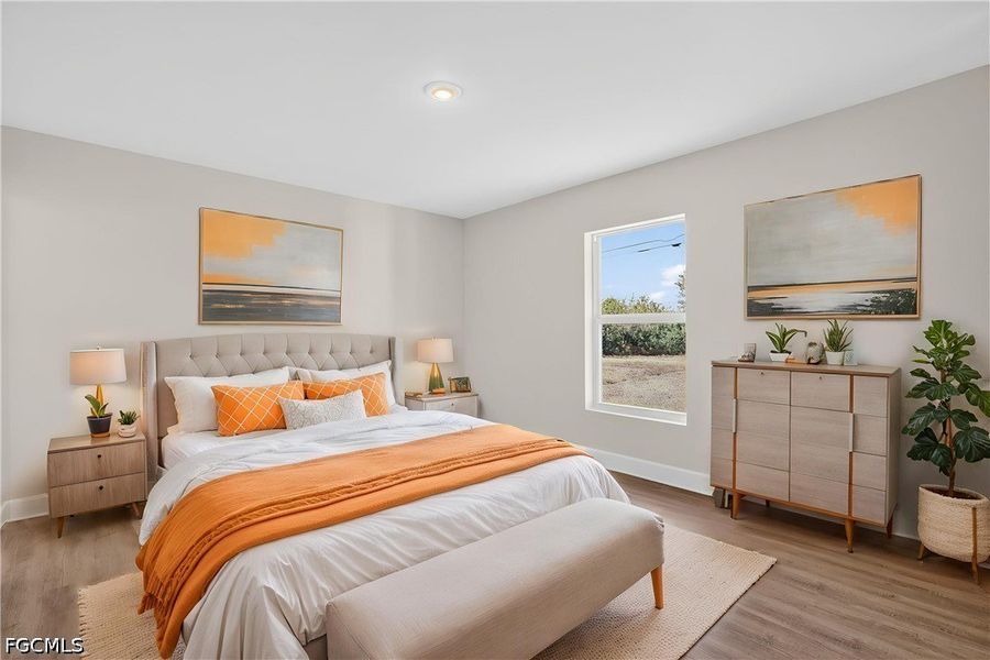 Furnished interior view inside a new home in Cape Coral, Cape Coral (Image 6).