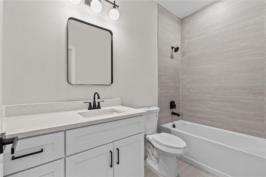 Furnished interior view inside a new home in , Orlando (Image 9).