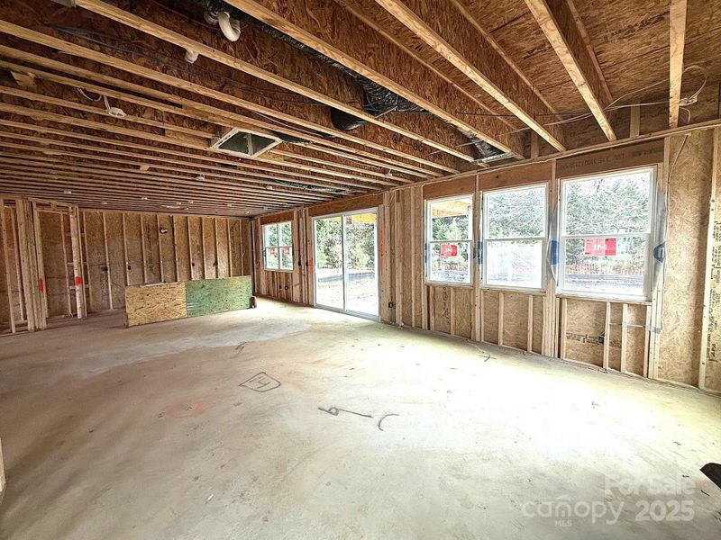 CONSTRUCTION PHOTO 12/04/25