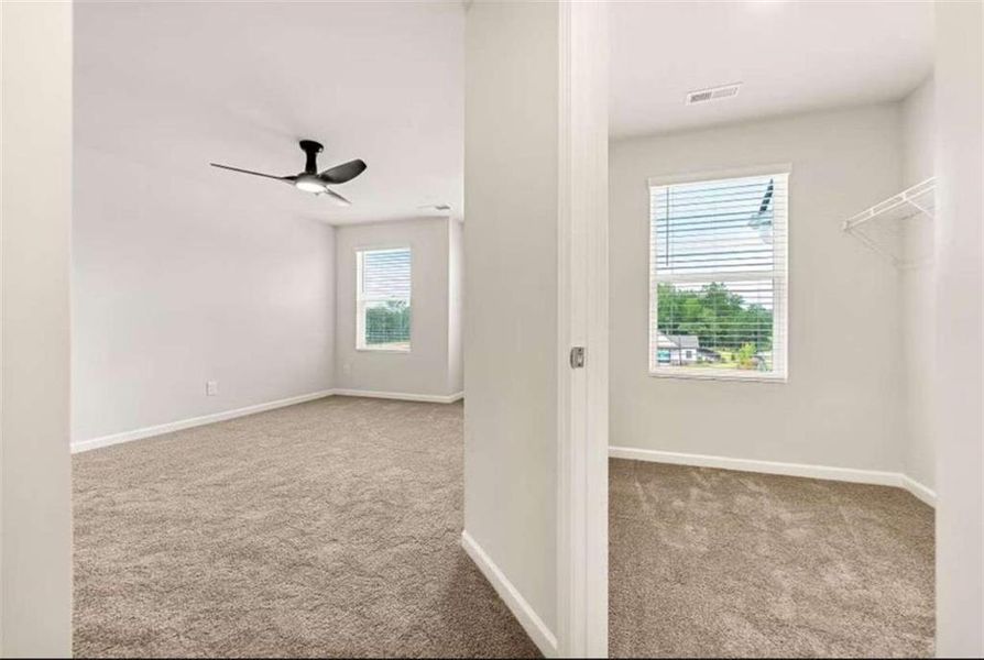 Spacious, unfurnished interior of a new home in Carolina, Palmetto (Image 15).