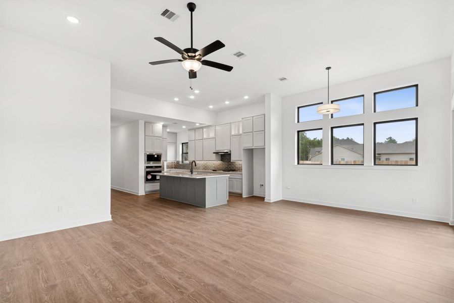 Spacious, unfurnished interior of a new home in Colton 45' Homesites, Todd Mission (Image 31). Spacious, unfurnished interior of a new home in Colton 45' Homesites, Todd Mission (Image 31).