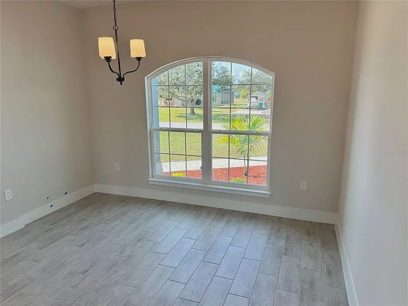 Spacious, unfurnished interior of a new home in South Gulf Cove, Port Charlotte (Image 15).