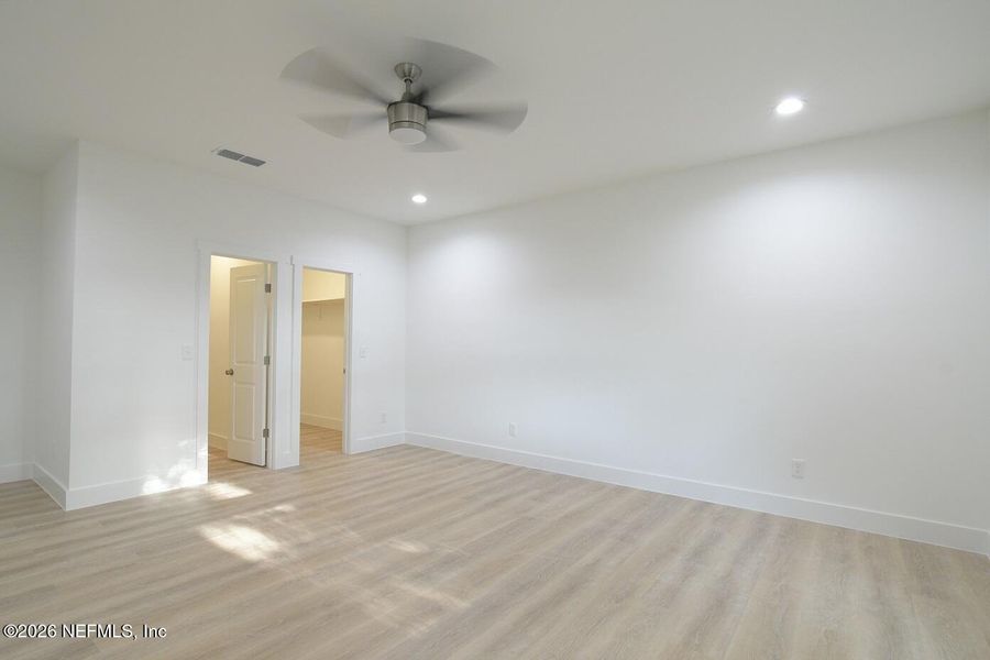 Spacious, unfurnished interior of a new home in , Jacksonville (Image 41). Spacious, unfurnished interior of a new home in , Jacksonville (Image 41).