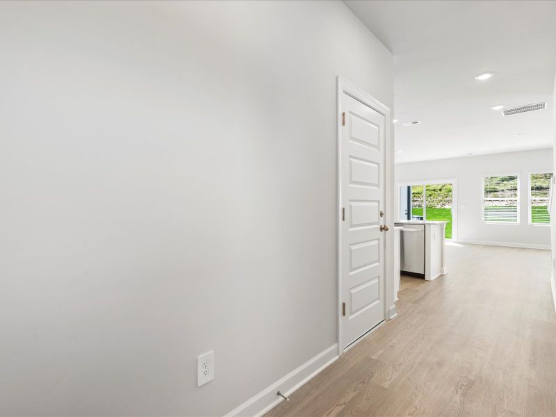 Spacious, unfurnished interior of a new home in Valentine Townes, Greer (Image 10).