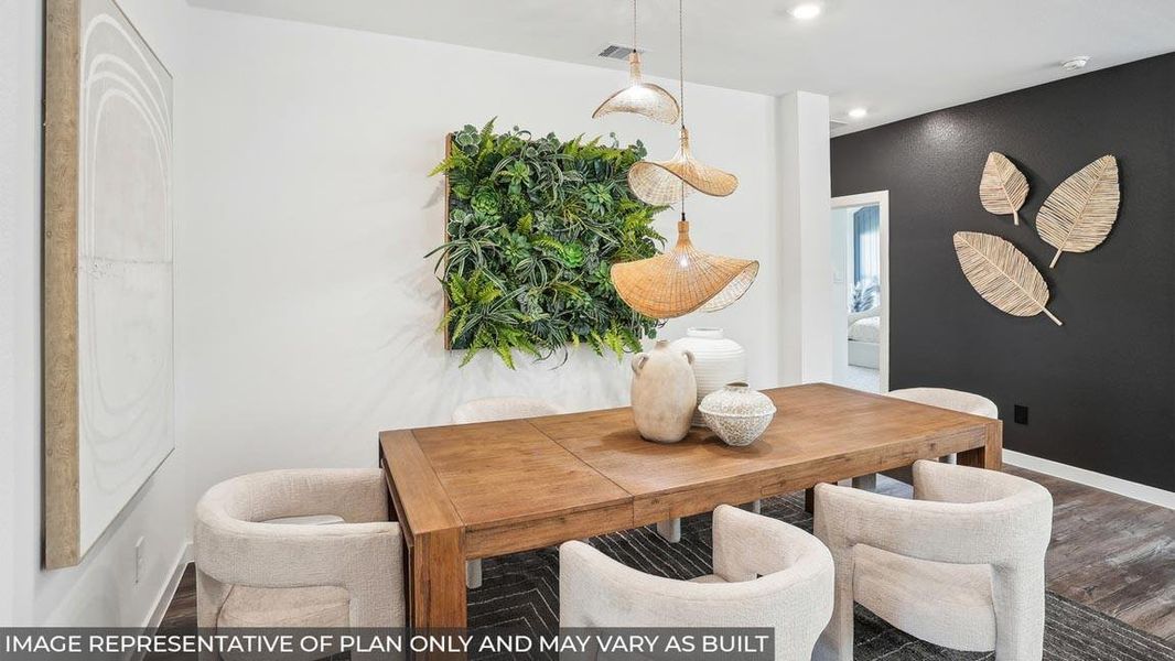 Furnished interior view inside a new home in River Ranch Trails, Dayton (Image 15).