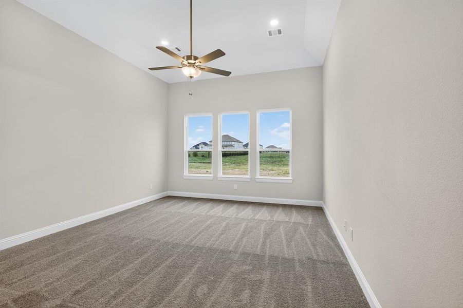 Spacious, unfurnished interior of a new home in Highland Crossing, Celina (Image 12). Spacious, unfurnished interior of a new home in Highland Crossing, Celina (Image 12).