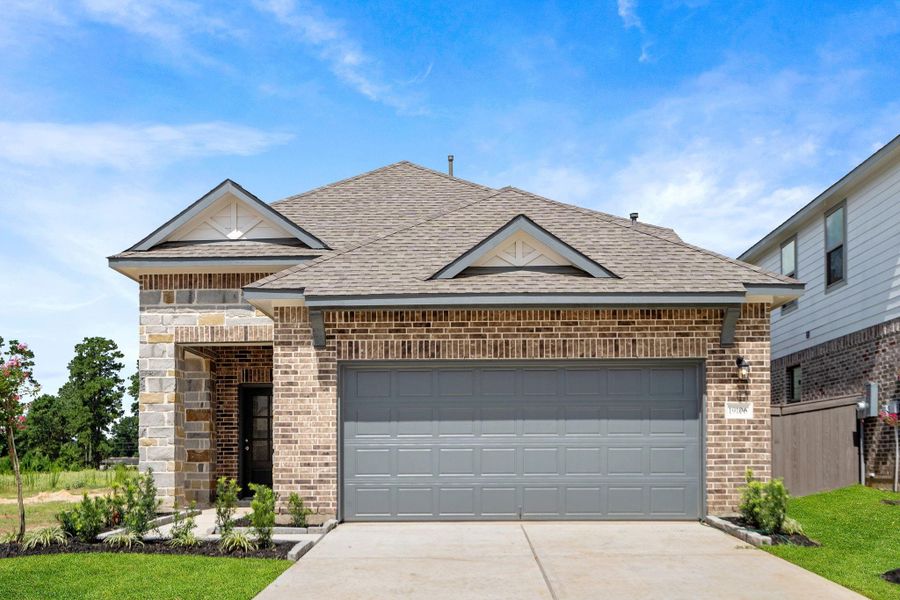 Welcome home to 19106 Hazel Firs Lane located in the community of Emory Glen and zoned to Magnolia ISD.
