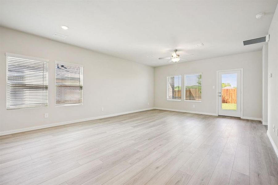 Photo is not of the actual home, but is an inspirational photo of builder’s model home and may depict options, furnishings, and/or decorator features that are not included.