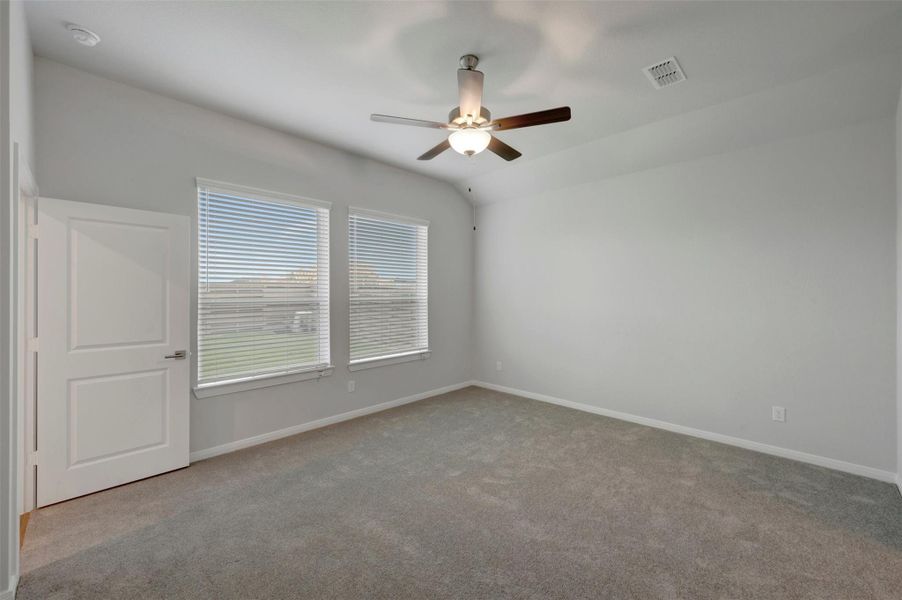 Spacious, unfurnished interior of a new home in Austin Point - Terrace Collection, Richmond (Image 20).