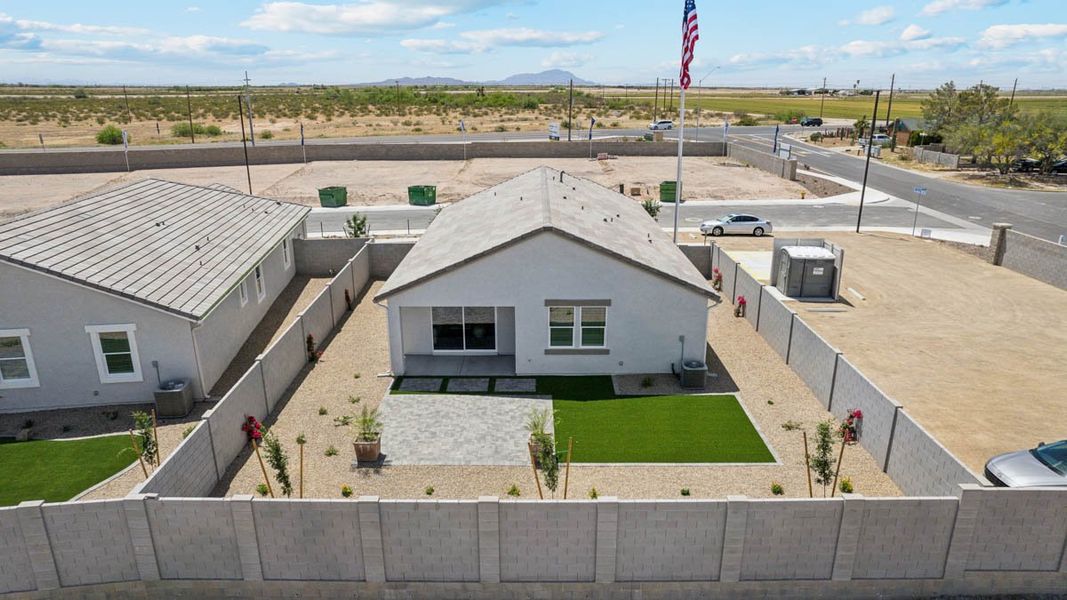 Representative exterior details of a home built from the Dalton by D.R. Horton in Heartland Ranch, Coolidge (Image 3).