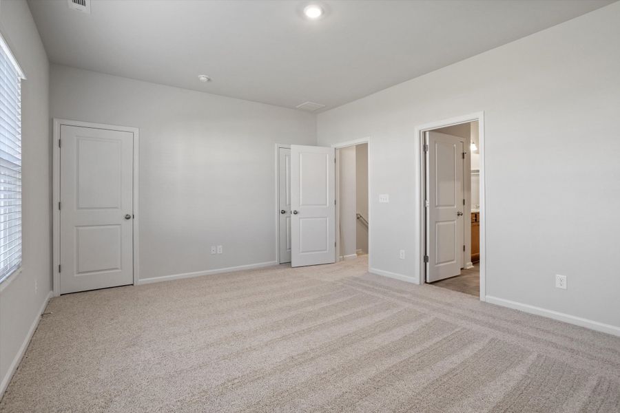 Spacious, unfurnished interior of a new home in West Main Townhomes, Sanford (Image 22).