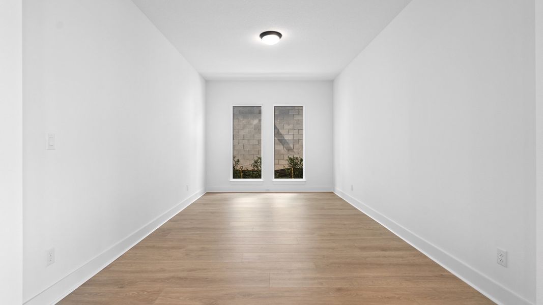 Representative unfurnished interior of a home built from the 2517F by Perry Homes in Turnleaf, Punta Gorda (Image 38).