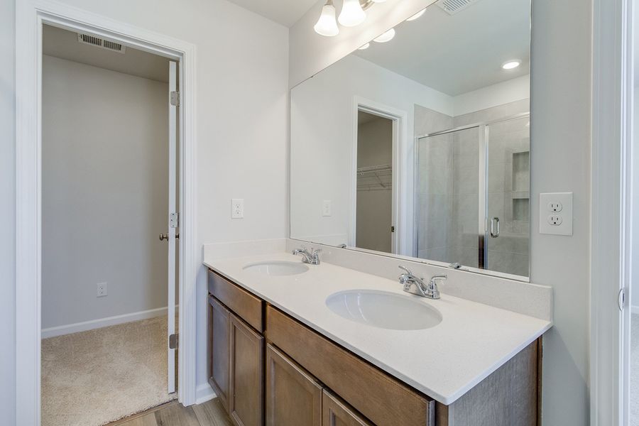 Furnished interior view inside a new home in Haynes Park, Columbia (Image 11).