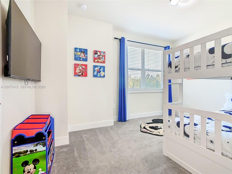 Furnished interior view inside a new home in , Clermont (Image 11).