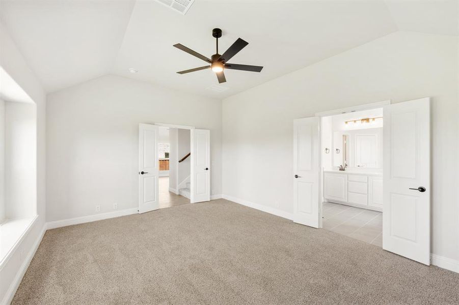 Spacious, unfurnished interior of a new home in Wildcat Ridge Phase 3, Godley (Image 28). Spacious, unfurnished interior of a new home in Wildcat Ridge Phase 3, Godley (Image 28).