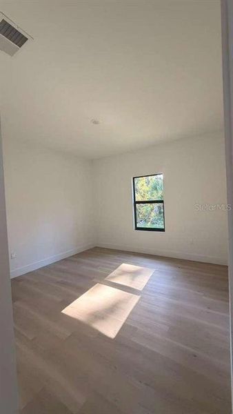 Spacious, unfurnished interior of a new home in , North Port (Image 24).