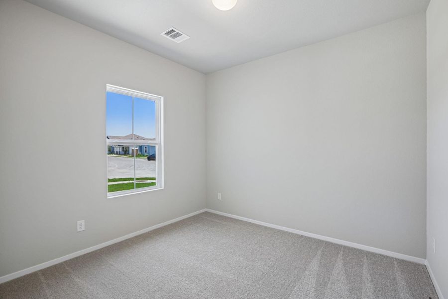 Spacious, unfurnished interior of a new home in Edgebrooke, Pflugerville (Image 24).