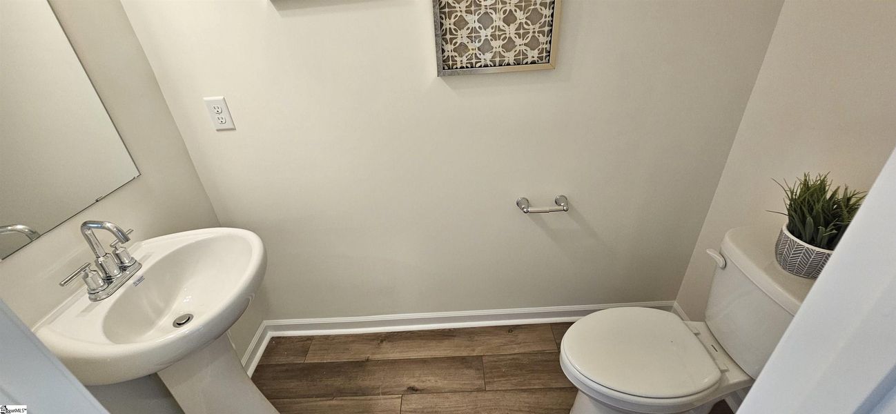 Image 18 of a home in Sedona.