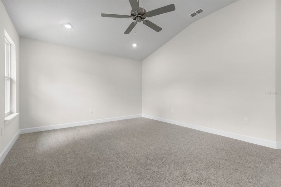 Spacious, unfurnished interior of a new home in Palm Coast, Palm Coast (Image 19).