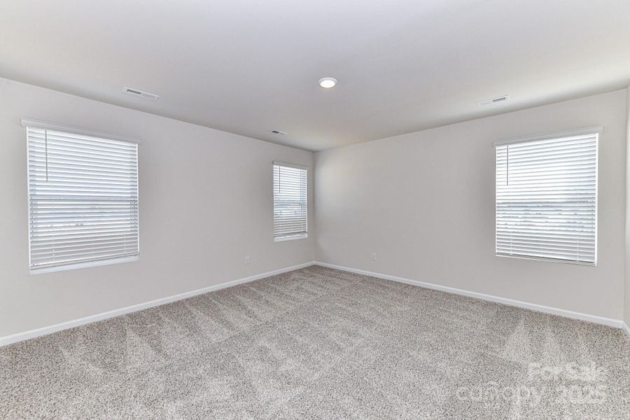 Spacious, unfurnished interior of a new home in Shepherds Landing, Mooresville (Image 21).