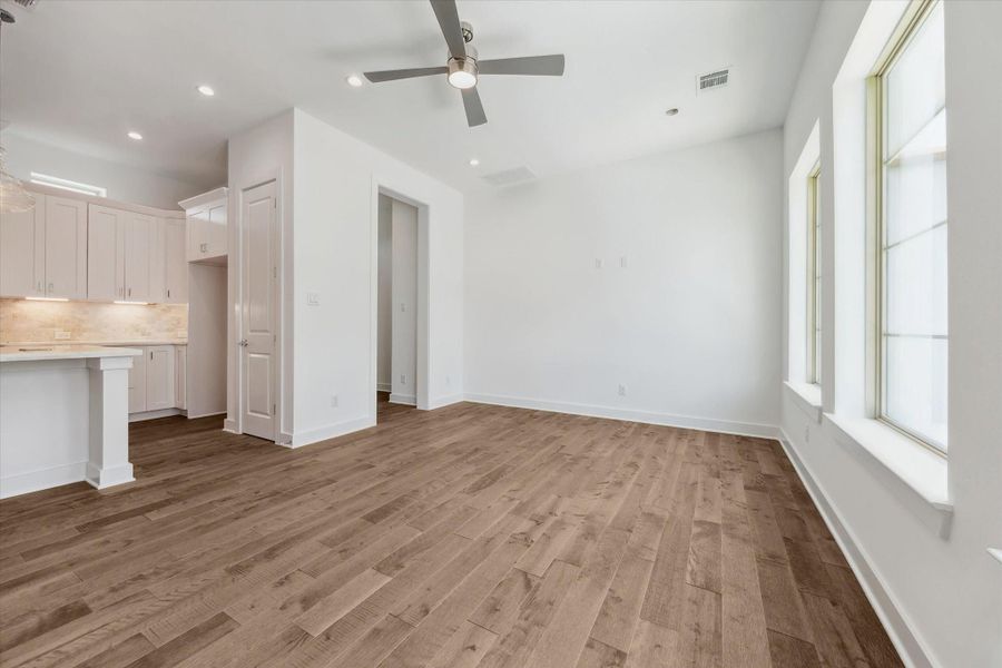 Another View * 10 Foot Ceilings * Recessed Lighting. Another View * 10 Foot Ceilings * Recessed Lighting.