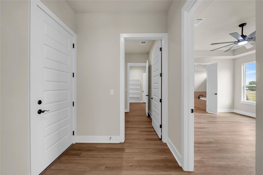 Spacious, unfurnished interior of a new home in , Bertram (Image 24).