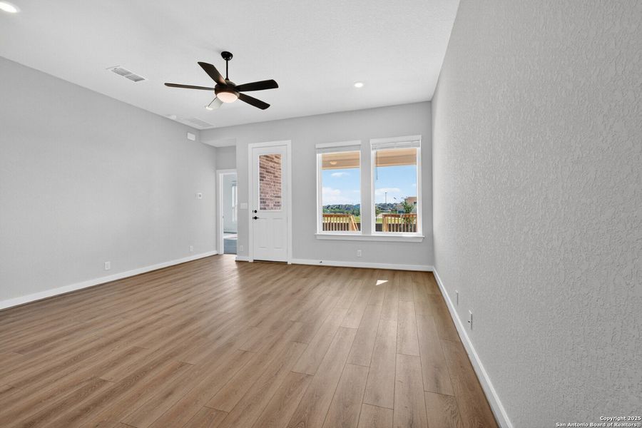 Spacious, unfurnished interior of a new home in , New Braunfels (Image 20). Spacious, unfurnished interior of a new home in , New Braunfels (Image 20).