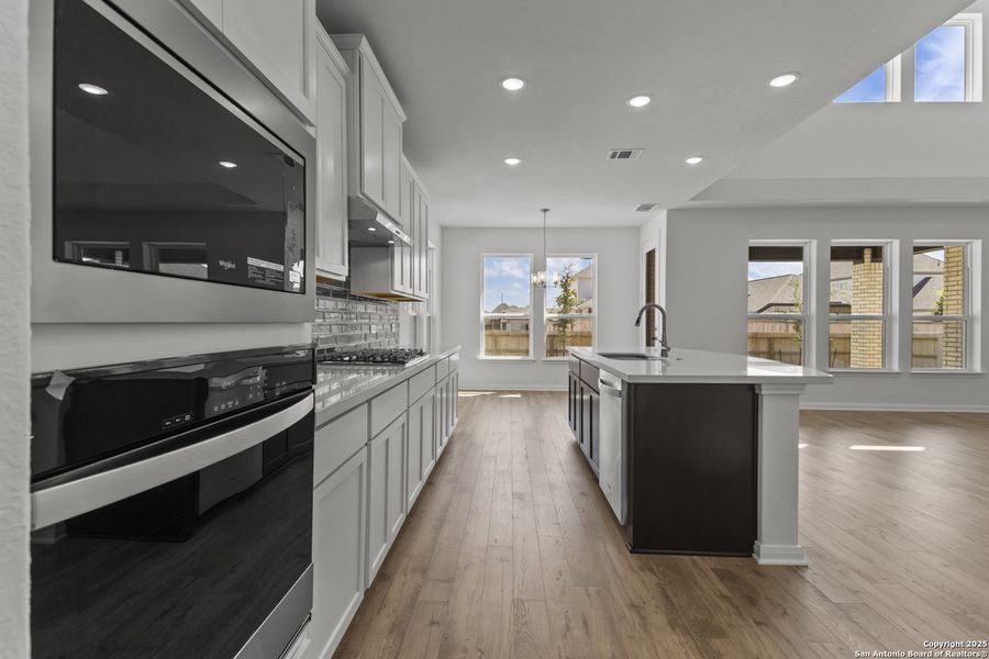 Furnished interior view inside a new home in Stillwater Ranch 60', San Antonio (Image 10).