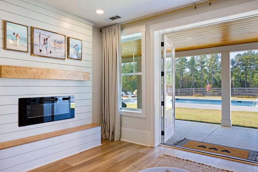 Image 121 of a home in .