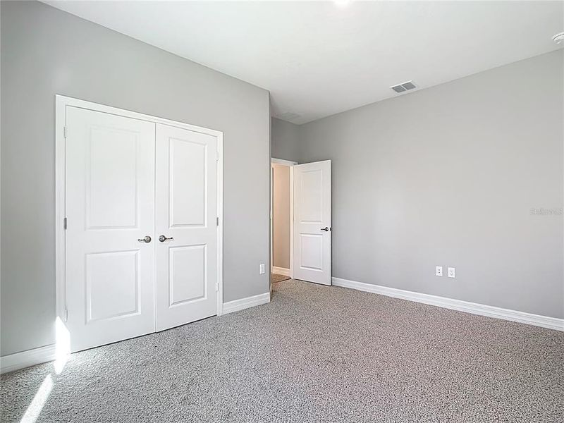Spacious, unfurnished interior of a new home in , North Port (Image 4).
