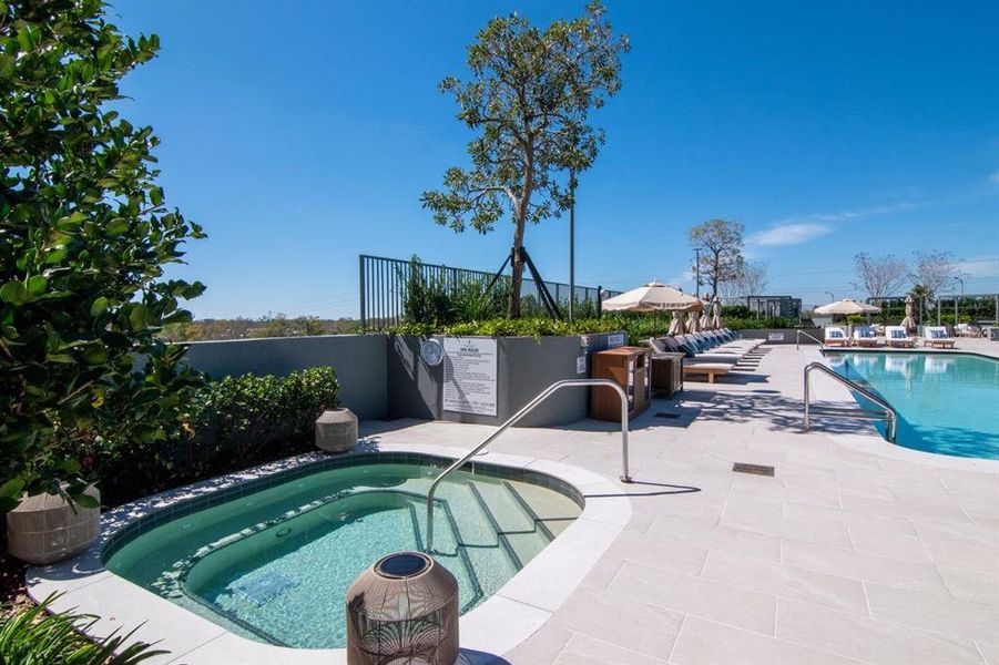 Community amenities in , Tampa (Image 82).