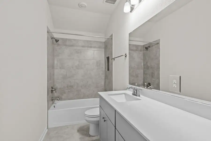 Furnished interior view inside a new home in Veranda, San Antonio (Image 5).
