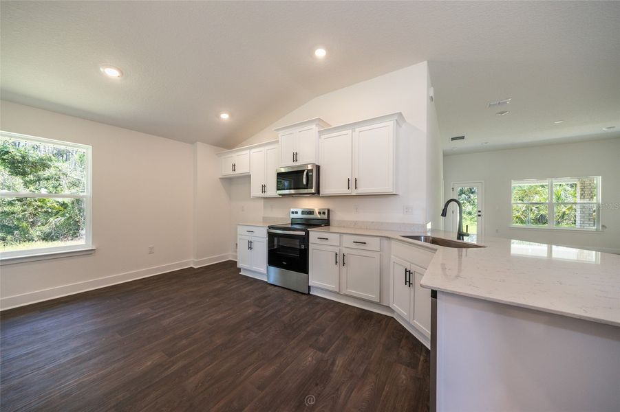 Furnished interior view inside a new home in Palm Coast, Palm Coast (Image 6).