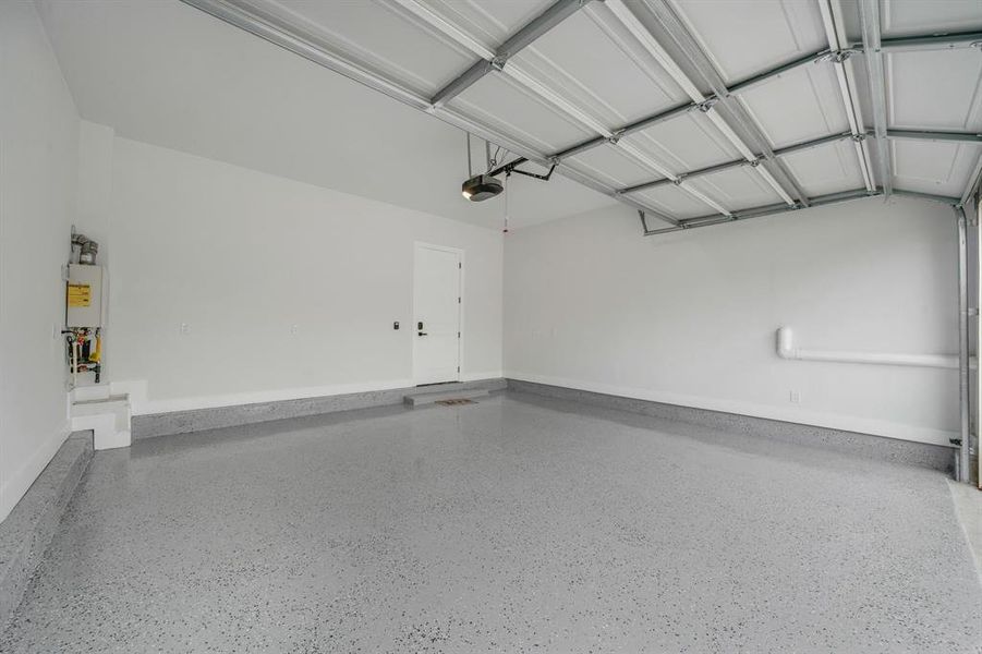 Spacious, unfurnished interior of a new home in , Dallas (Image 22). Spacious, unfurnished interior of a new home in , Dallas (Image 22).