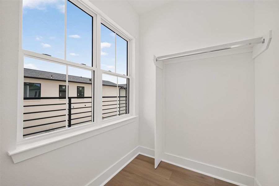 Spacious, unfurnished interior of a new home in , Spring (Image 31).