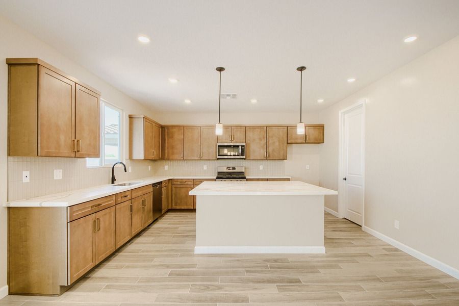 5br New Home in Goodyear, AZ.  - Slide 9