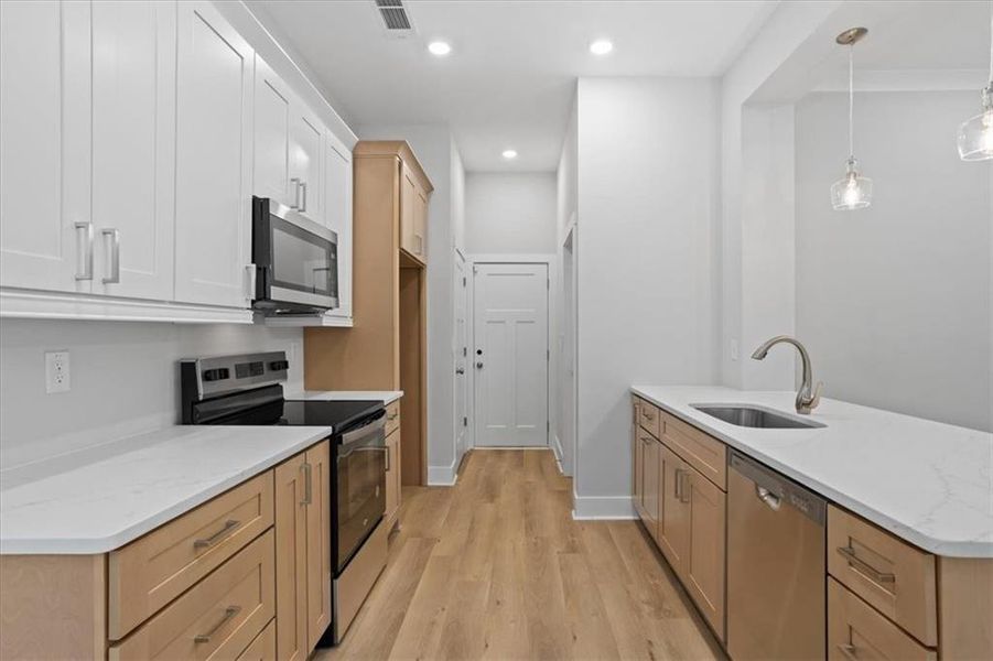 Furnished interior view inside a new home in , Ellenwood (Image 12).