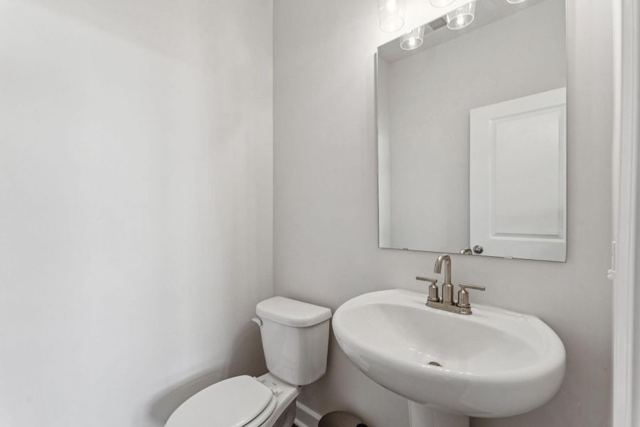 Image 36 of a home in .