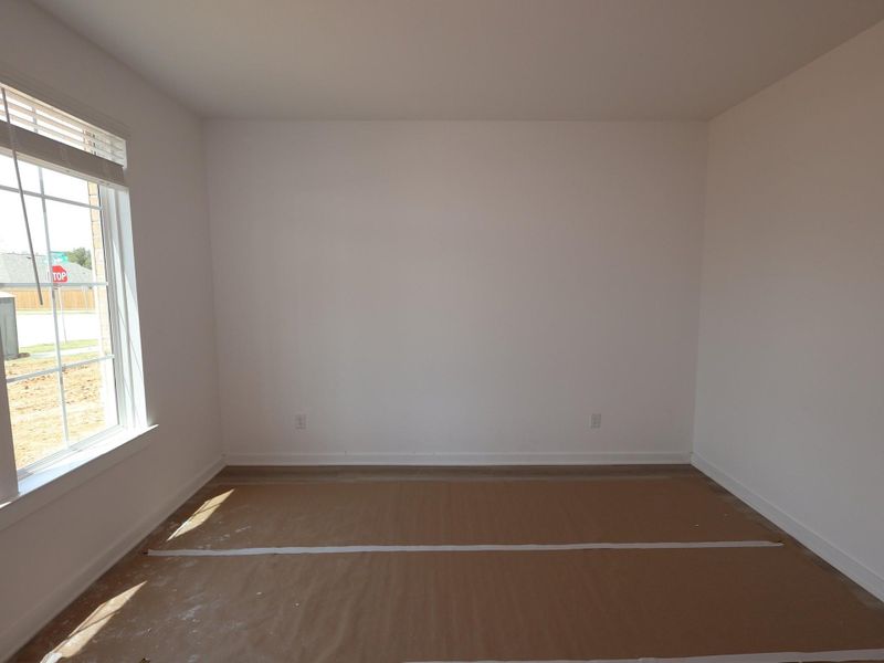 Spacious, unfurnished interior of a new home in Summerview, Fulshear (Image 23). Spacious, unfurnished interior of a new home in Summerview, Fulshear (Image 23).