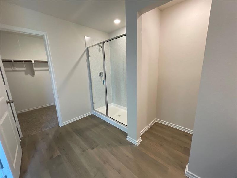 Spacious, unfurnished interior of a new home in Elevon, Lavon (Image 15).