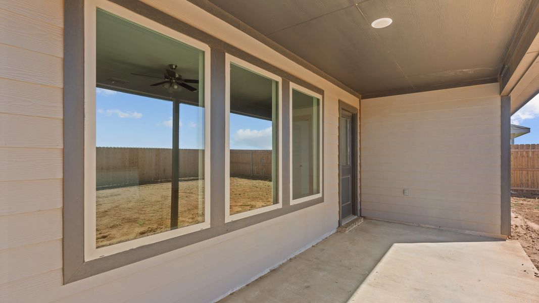 Representative exterior details of a home built from the The Justin by D.R. Horton in Allen Farms, Lubbock (Image 7).