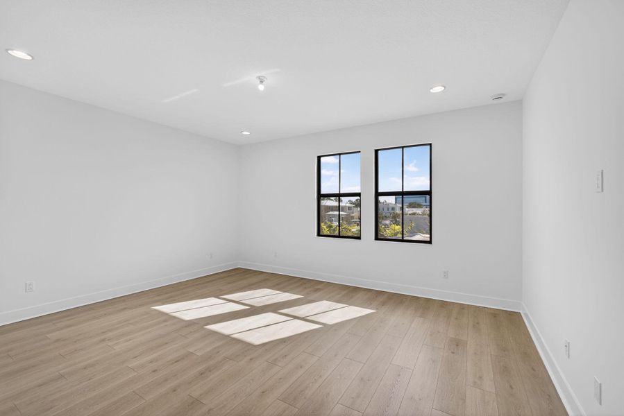 76-web-or-mls-5D1A8841