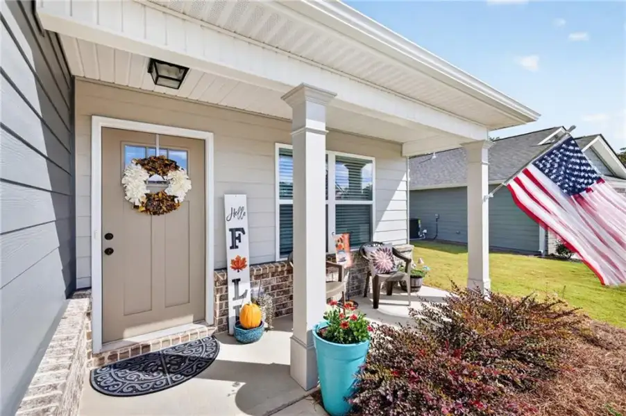 Exterior details and patio area of a home in , Winder (Image 3).