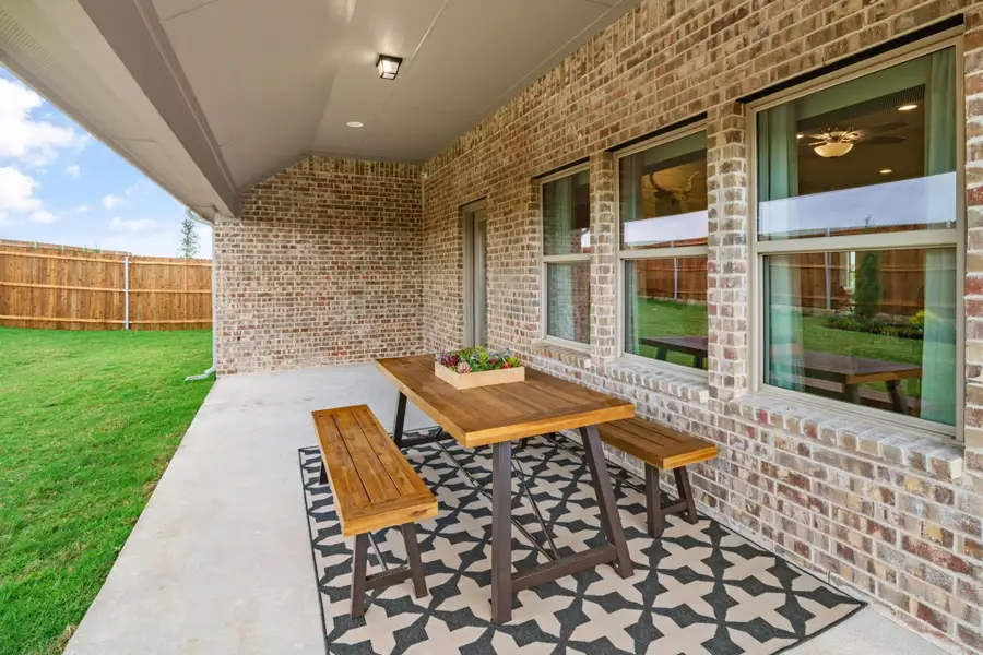 Representative exterior details of a home built from the Brazos by UnionMain Homes in Wildflower Ranch, Justin (Image 4).
