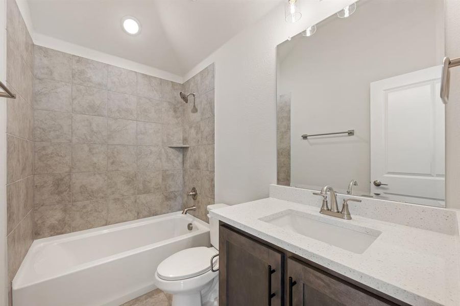 Furnished interior view inside a new home in Sable Creek, Sanger (Image 16). Furnished interior view inside a new home in Sable Creek, Sanger (Image 16).