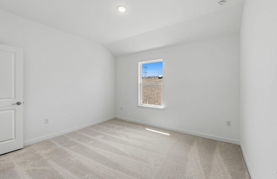 Spacious, unfurnished interior of a new home in Kuempel Farms, Pflugerville (Image 19).