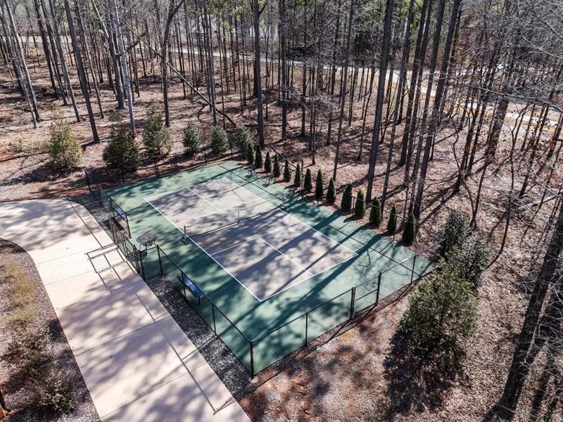 Community amenities in , Newnan (Image 51).