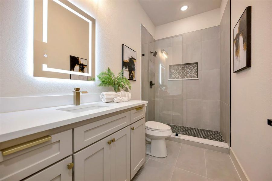 Furnished interior view inside a new home in , Fort Worth (Image 9).